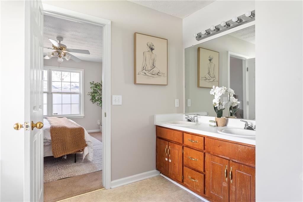 2514 Harbin Village Court