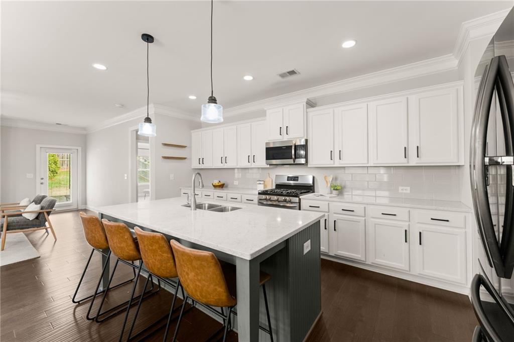 4733 Stridemore Court
