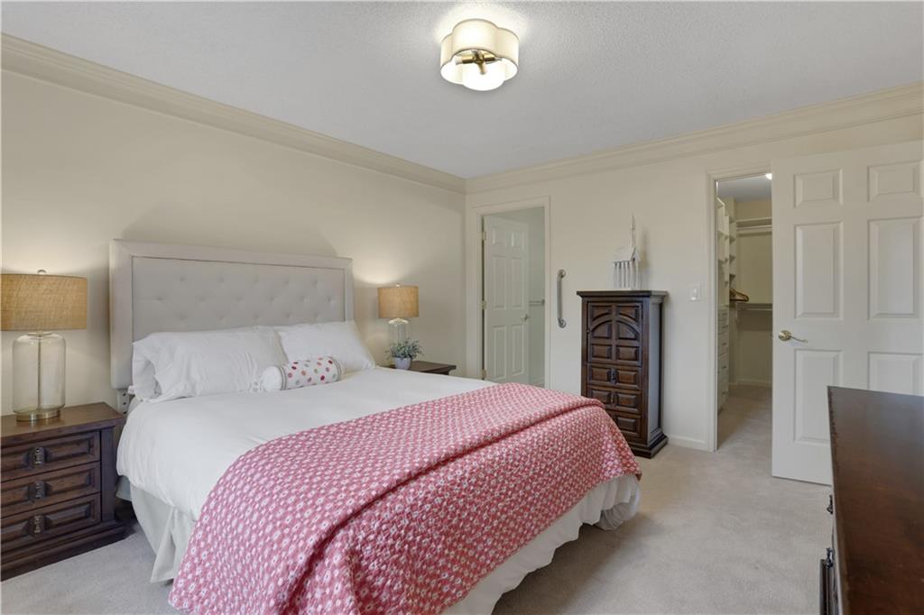 300 Johnson Ferry Road NE Unit B206