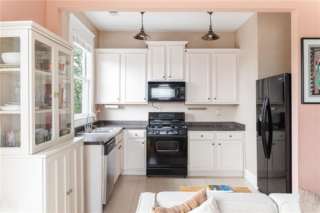 608 Seminole Avenue NE Unit 3