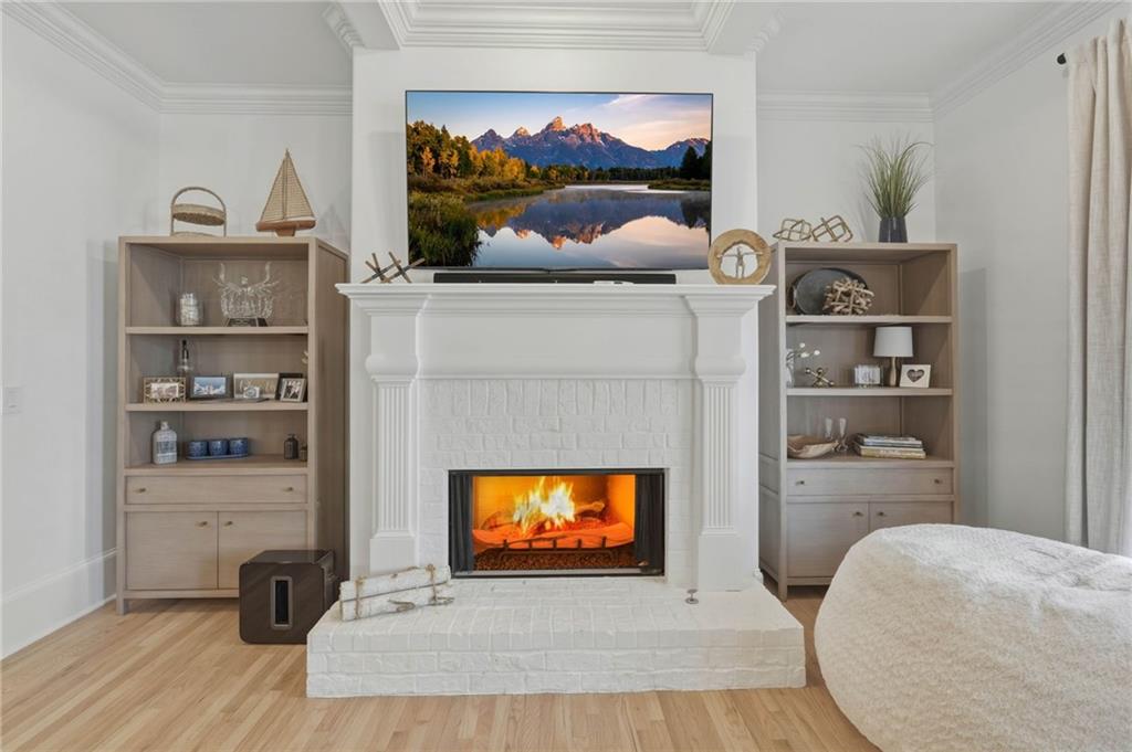 12522 Broadwell Road