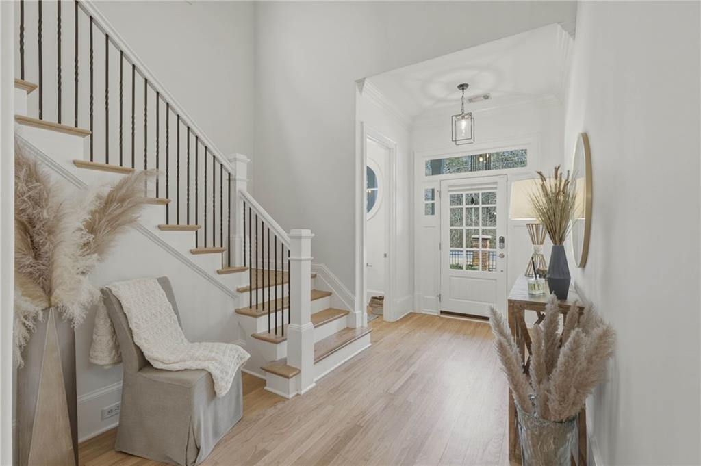 12522 Broadwell Road