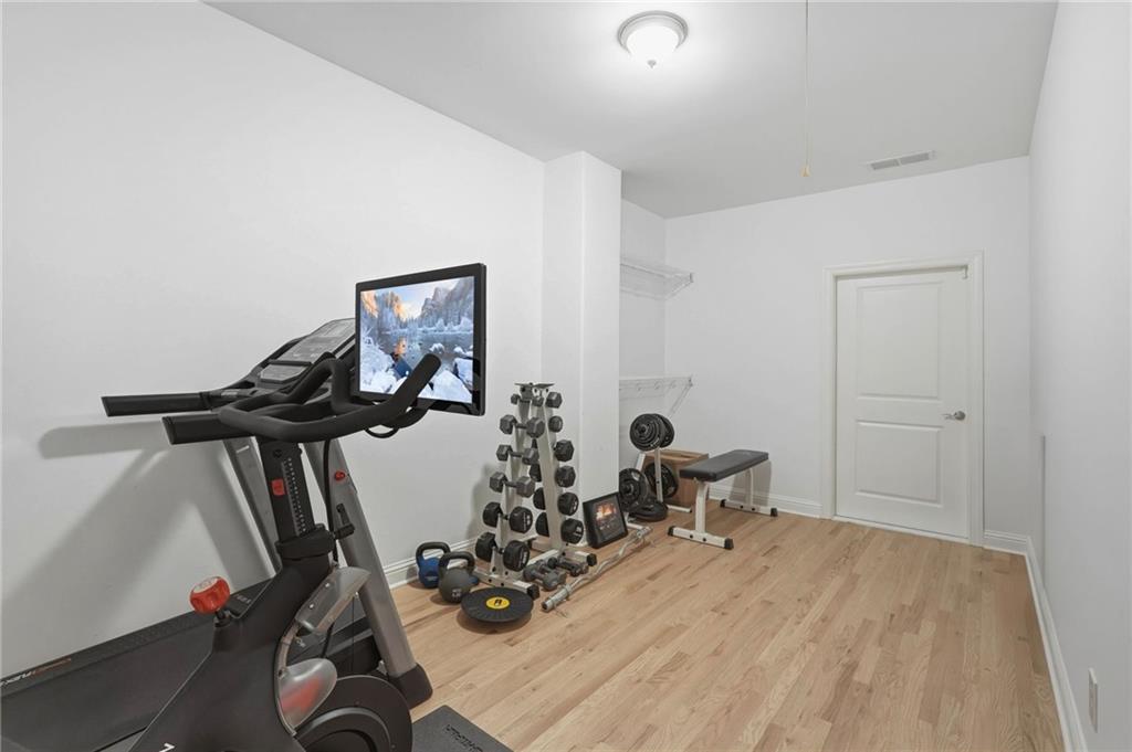 12522 Broadwell Road