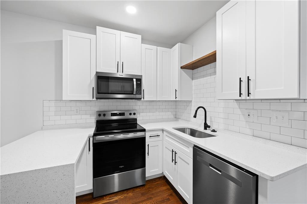405 4th Street NE Unit 9