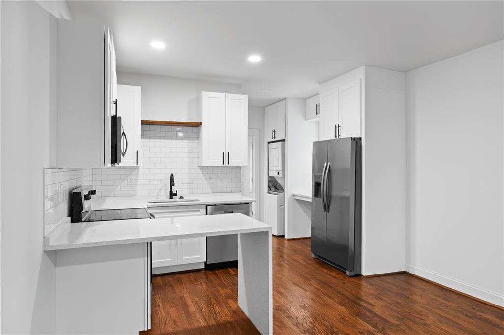 405 4th Street NE Unit 9