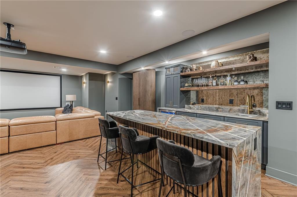 1104 Roxboro Drive NE