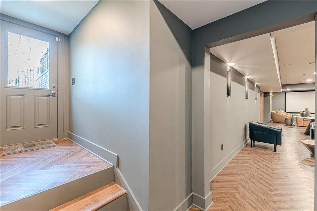 1104 Roxboro Drive NE