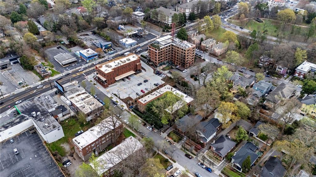 677 Somerset Terrace NE Unit 2D