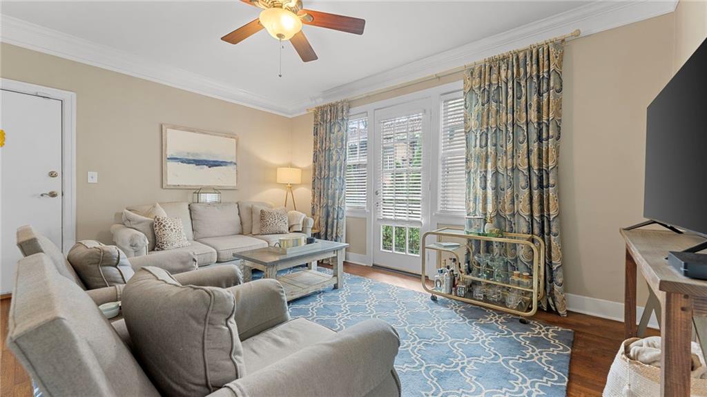 677 Somerset Terrace NE Unit 2D