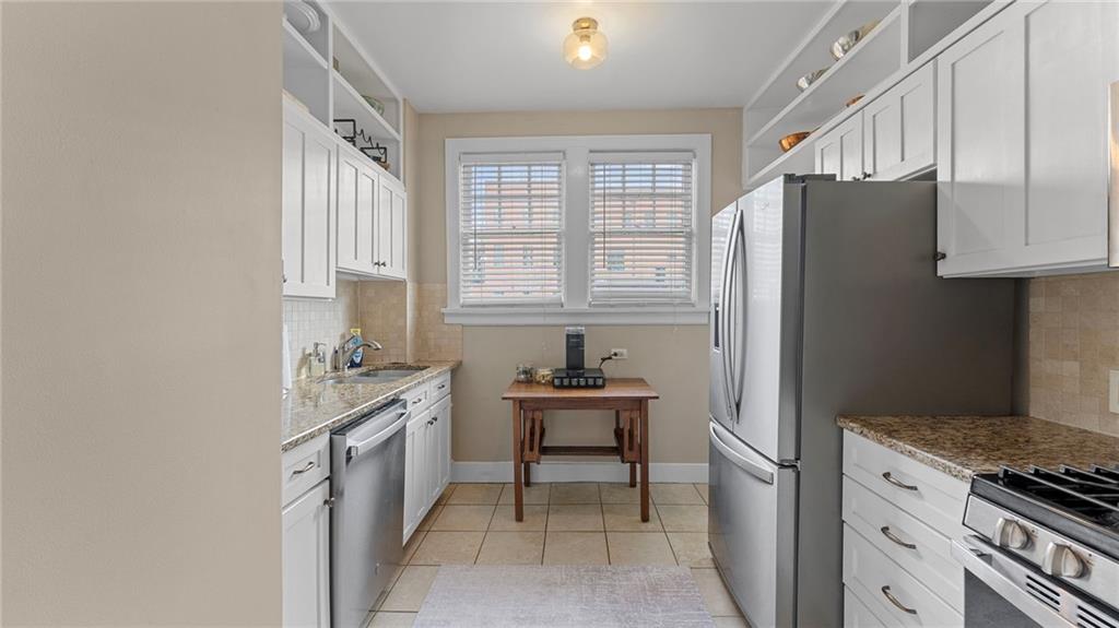 677 Somerset Terrace NE Unit 2D