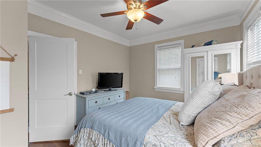 677 Somerset Terrace NE Unit 2D