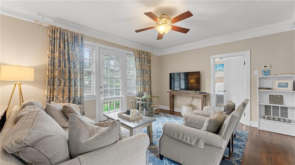 677 Somerset Terrace NE Unit 2D