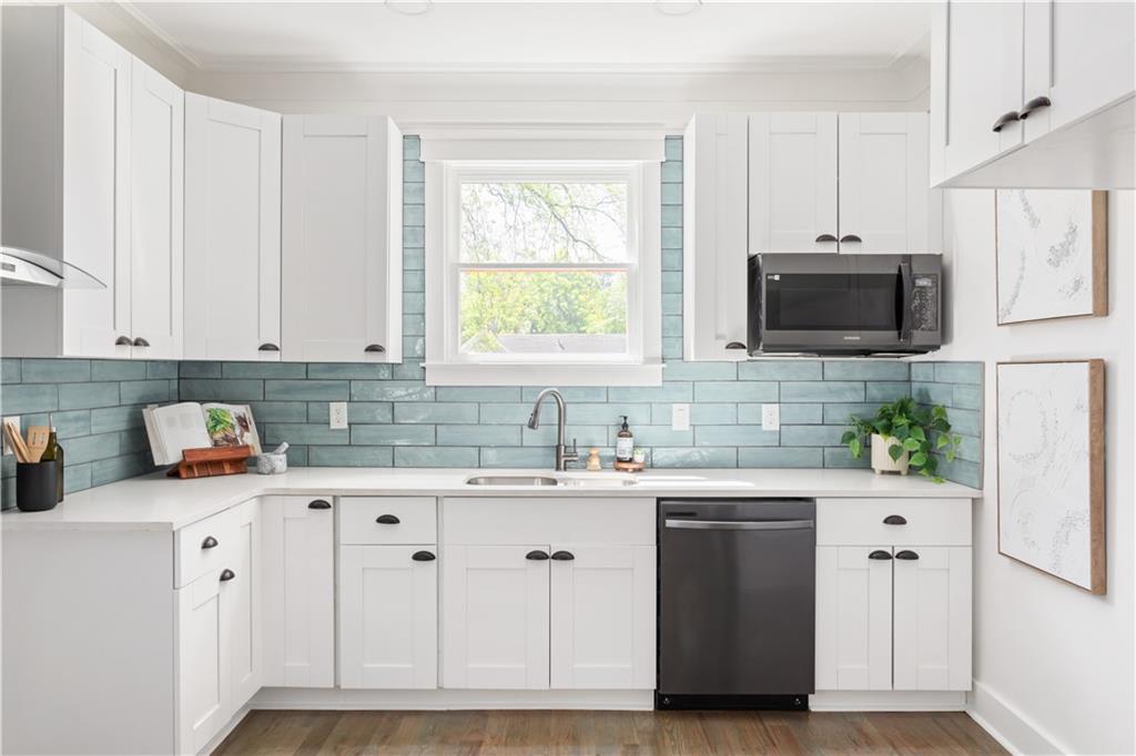 720 Lillian Avenue SW