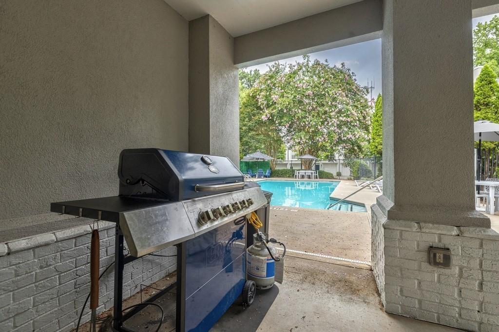 1138 Village Court SE