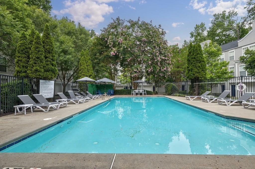 1138 Village Court SE