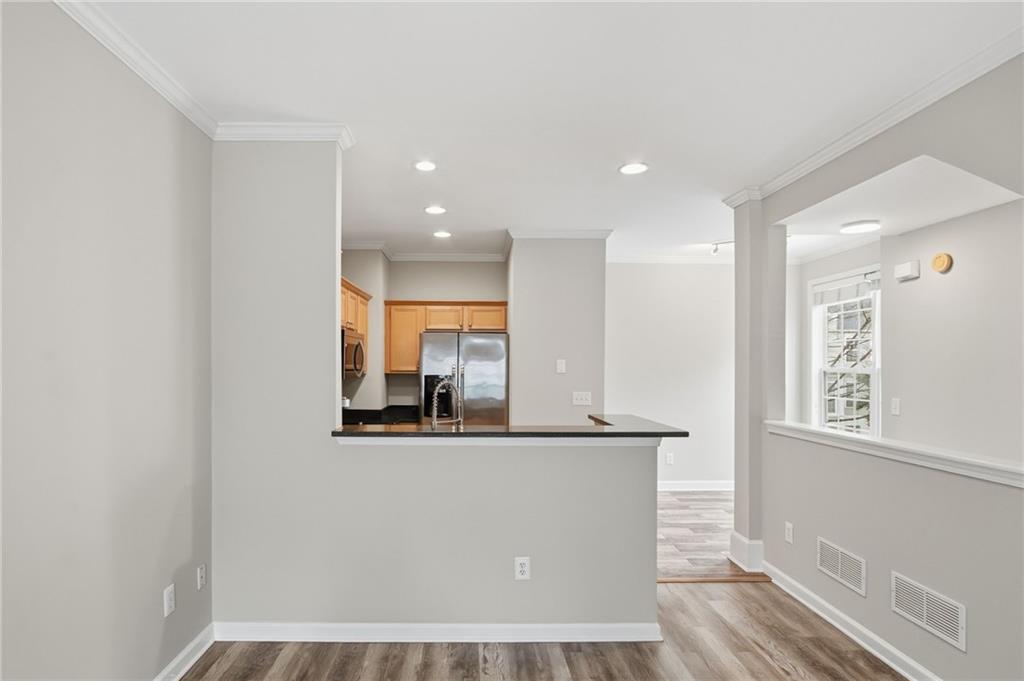 1138 Village Court SE