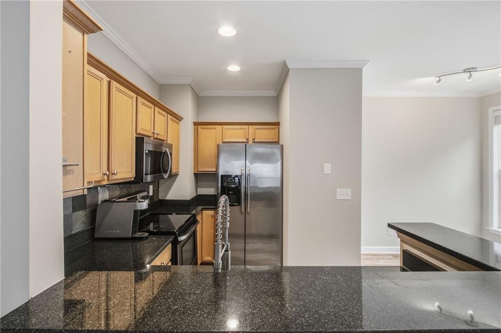 1138 Village Court SE