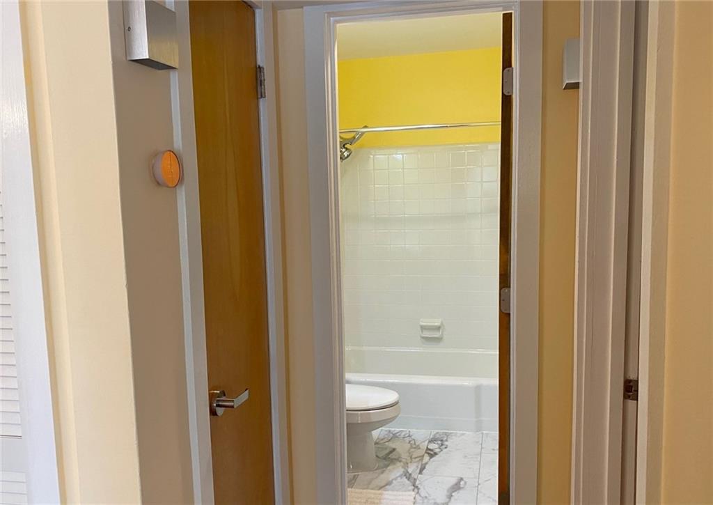 181 Powell Street SE Unit 2