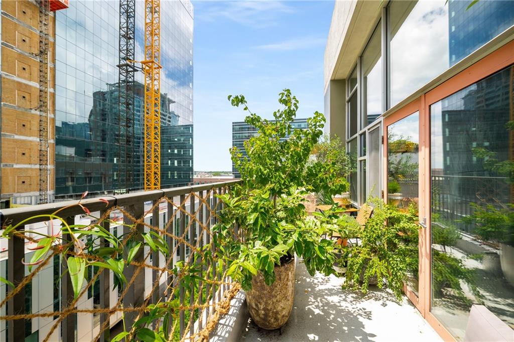 845 Spring Street NW Unit PH4