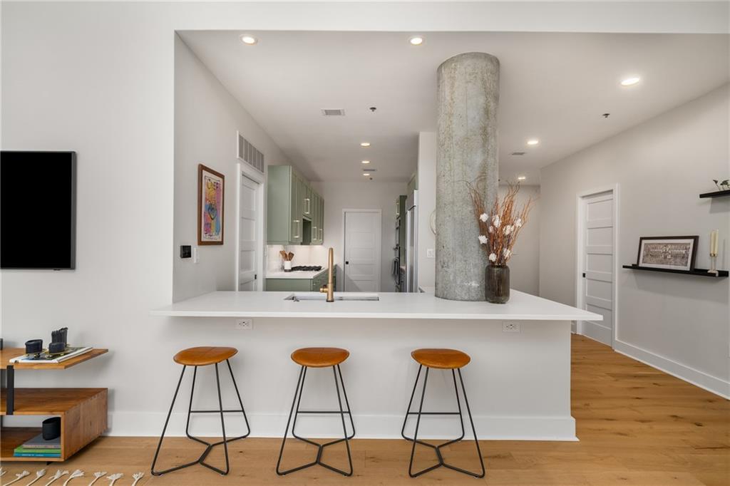 845 Spring Street NW Unit PH4