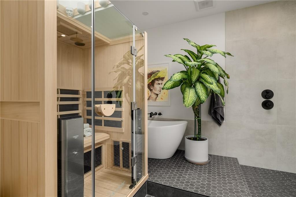 845 Spring Street NW Unit PH4