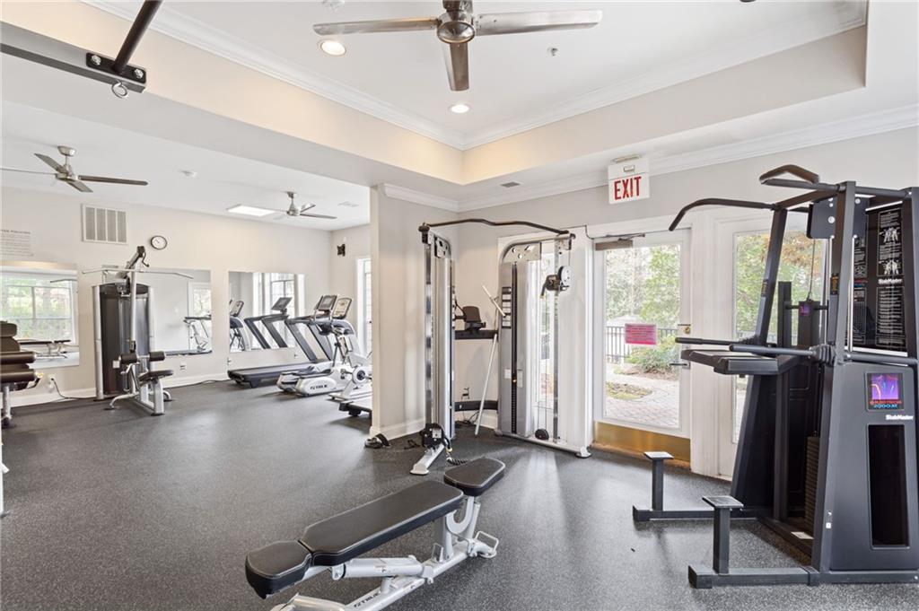 1250 Parkwood Circle SE Unit 3106