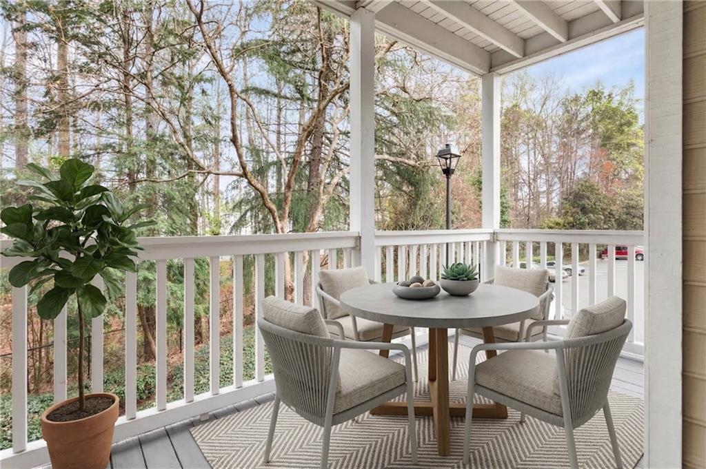 1250 Parkwood Circle SE Unit 3106