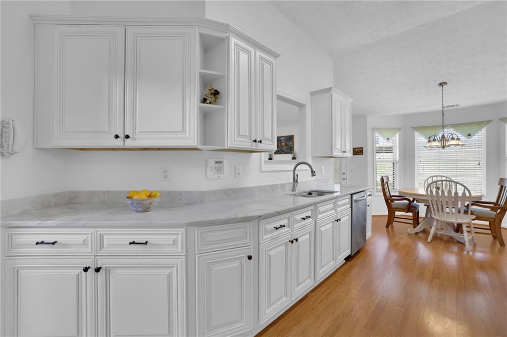 6185 Devonshire Drive