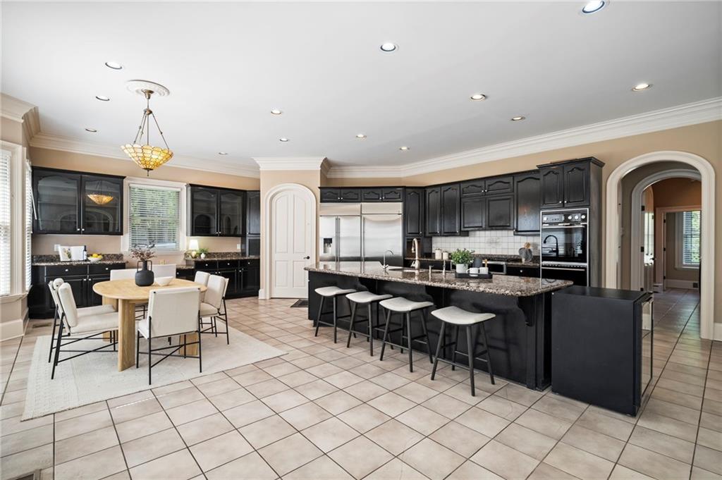 820 Heards Ferry Road