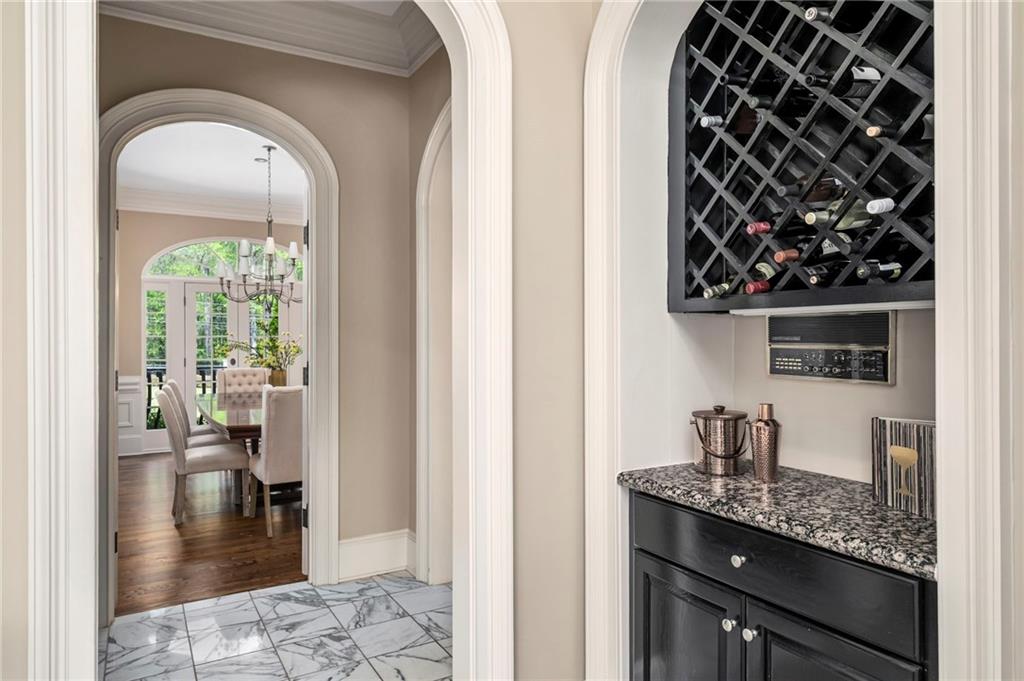 820 Heards Ferry Road