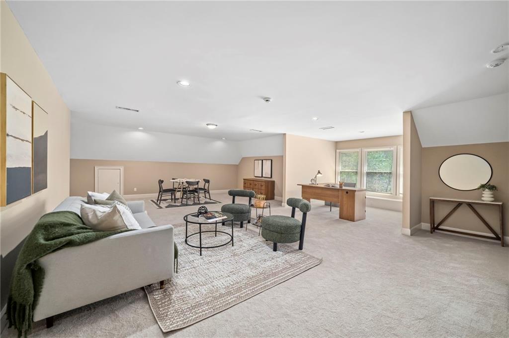 820 Heards Ferry Road