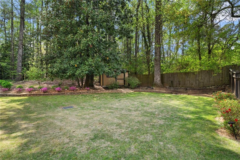 820 Heards Ferry Road