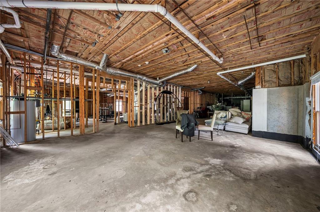 820 Heards Ferry Road