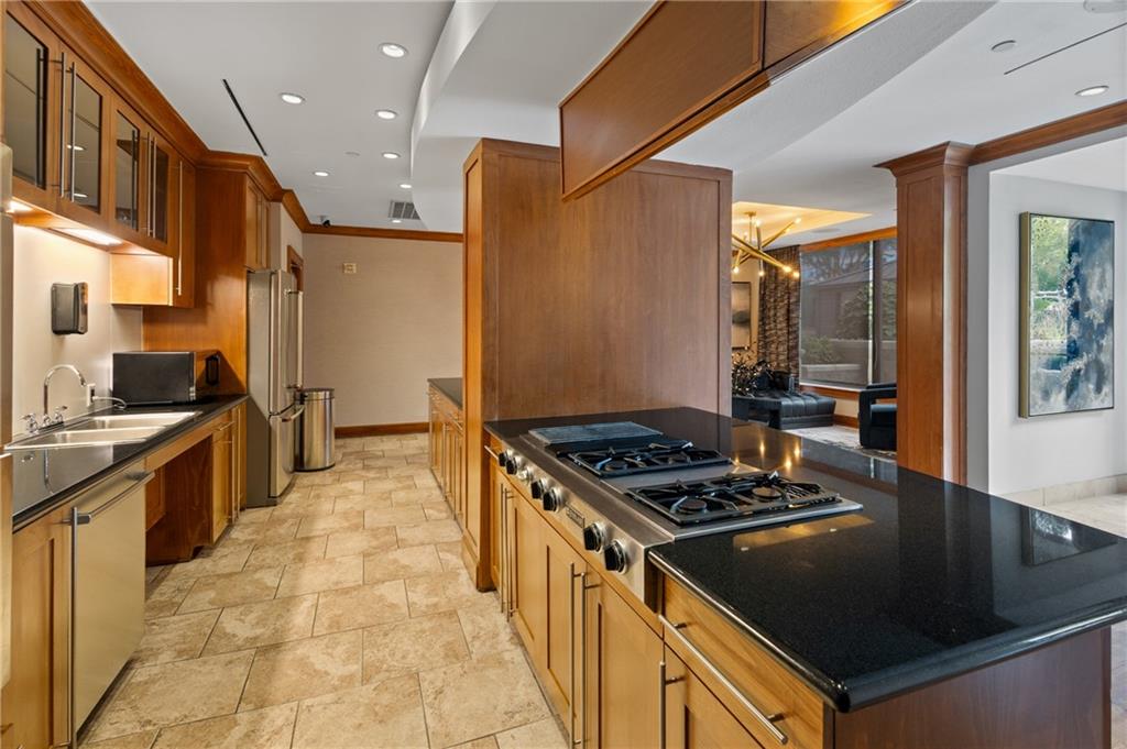 3445 Stratford Road NE Unit 2104