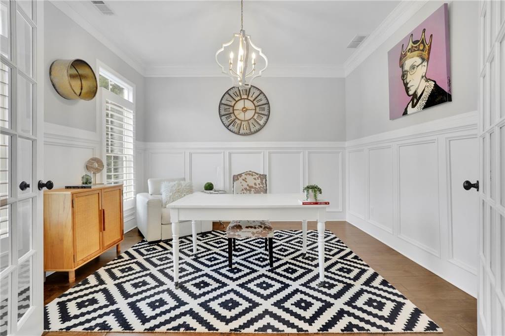 5849 Long Island Drive NW