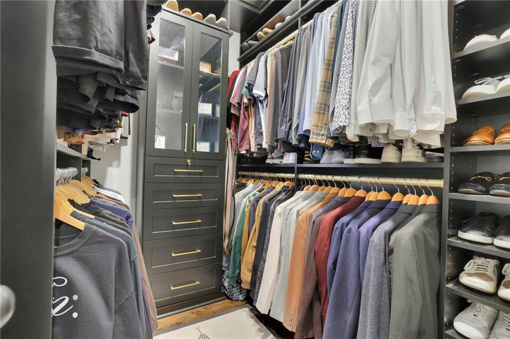 5849 Long Island Drive NW