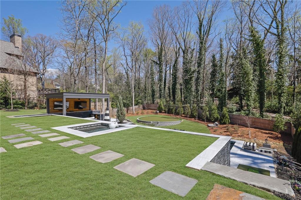 5849 Long Island Drive NW