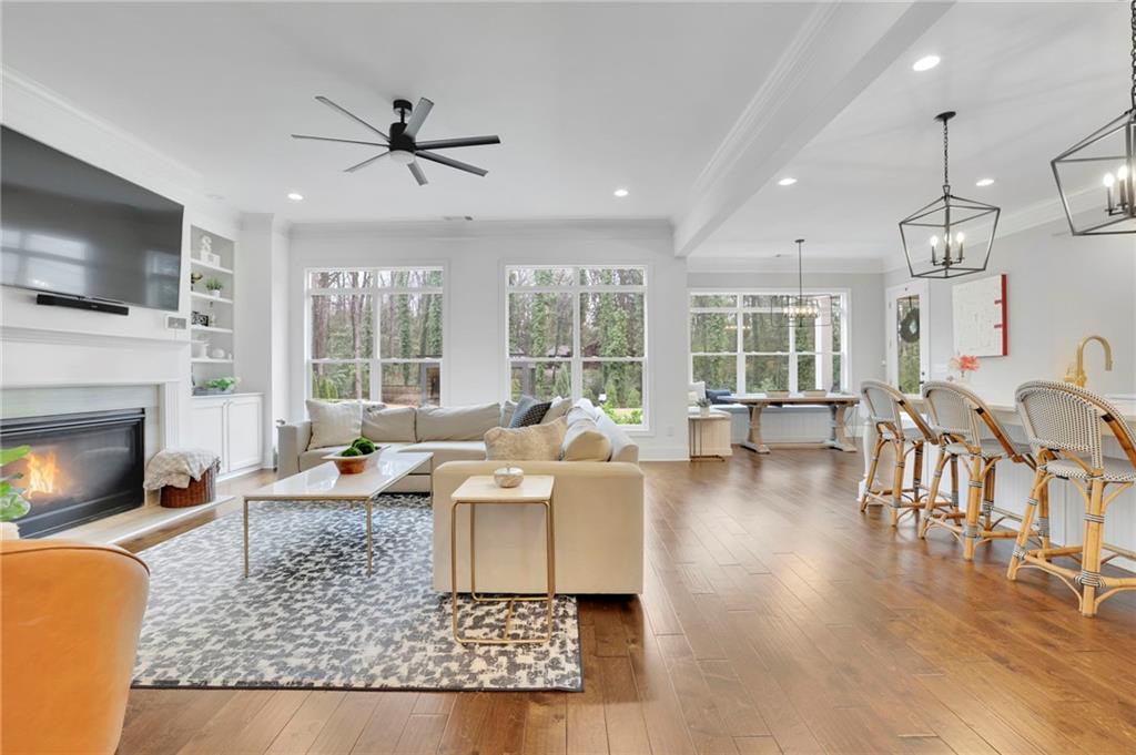 5849 Long Island Drive NW