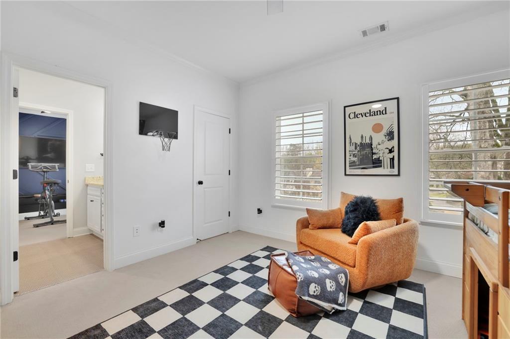 5849 Long Island Drive NW