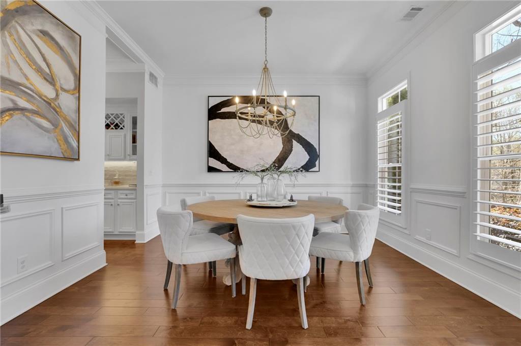 5849 Long Island Drive NW