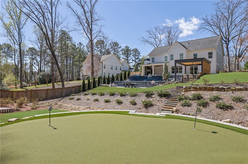 5849 Long Island Drive NW