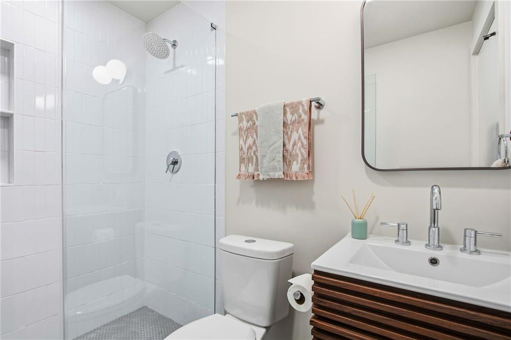 1735 Little Willeo Road