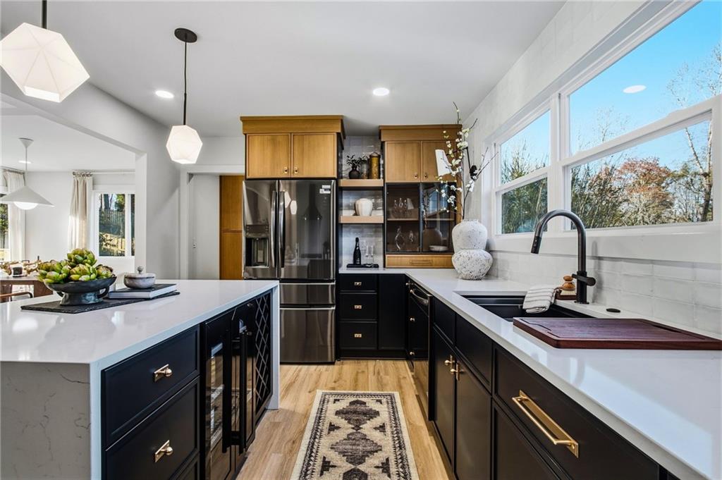 1735 Little Willeo Road