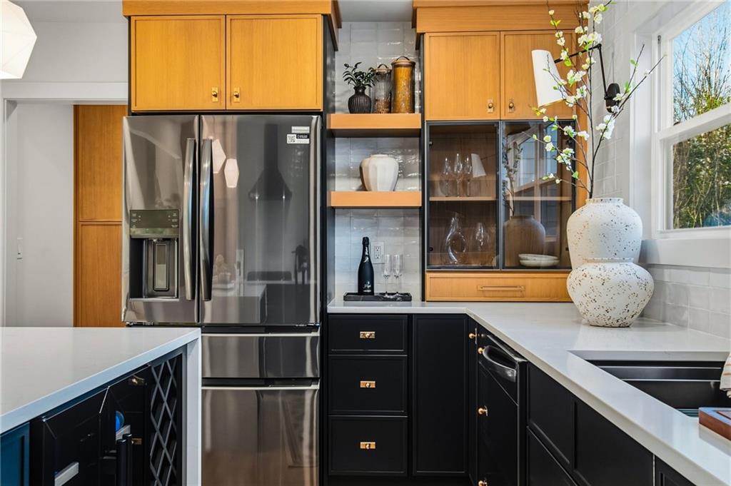 1735 Little Willeo Road