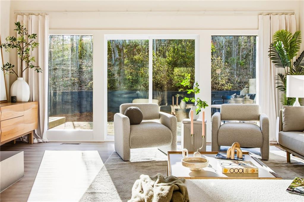 1735 Little Willeo Road