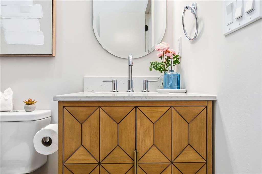 1735 Little Willeo Road