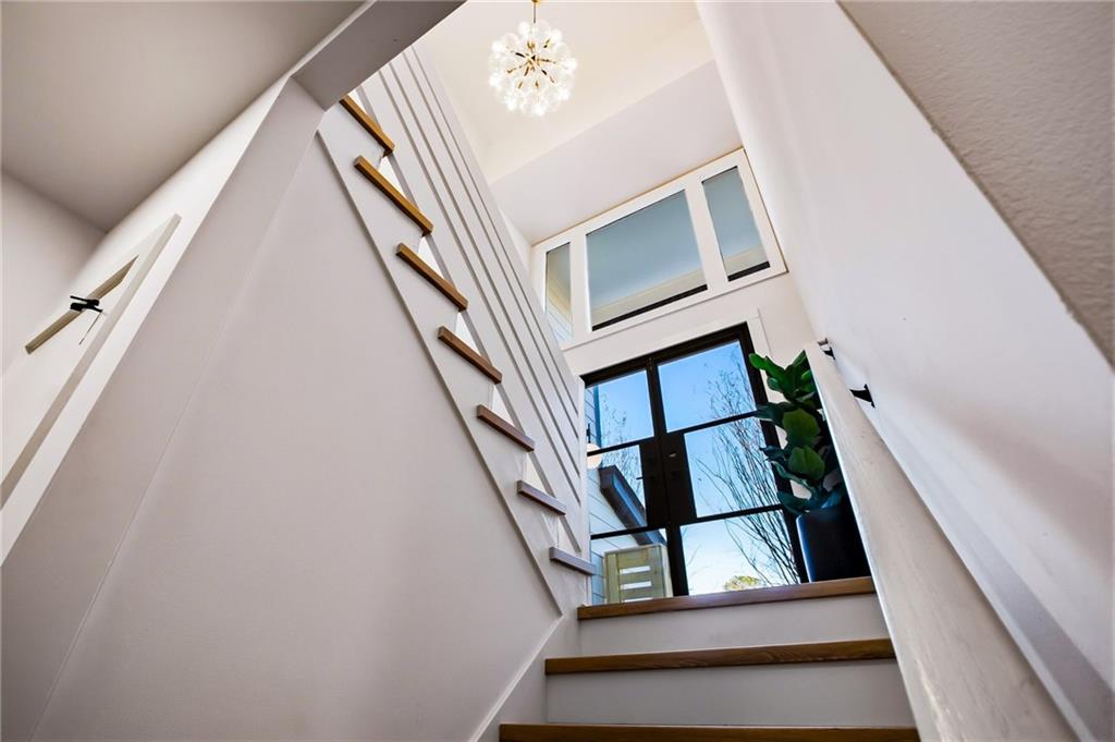 1735 Little Willeo Road