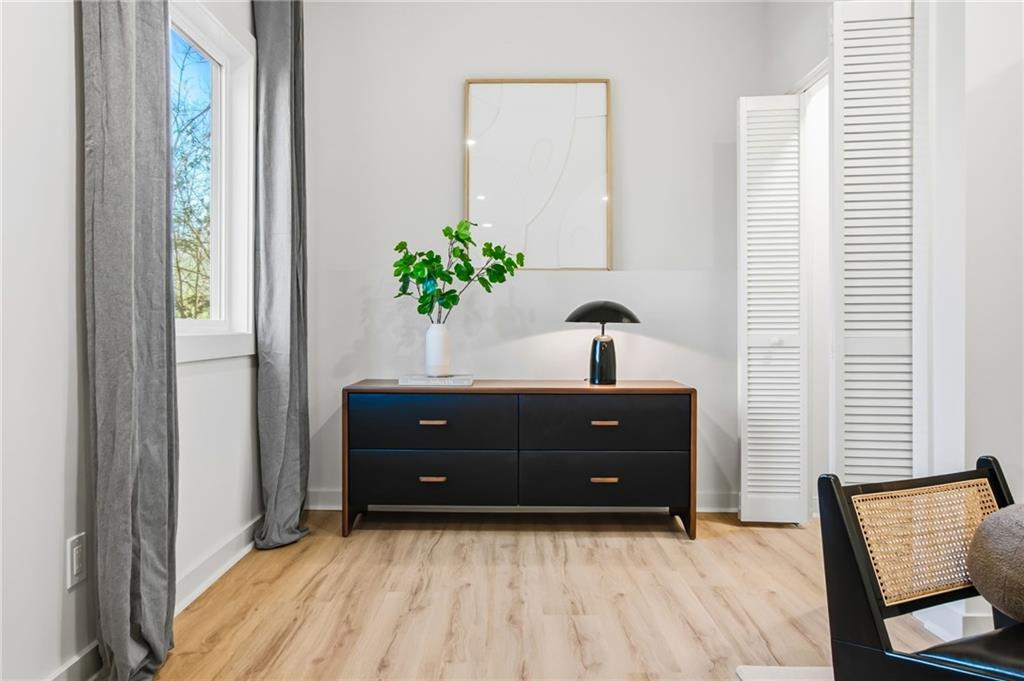 1735 Little Willeo Road