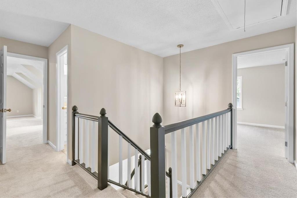 1420 Fieldgreen Overlook