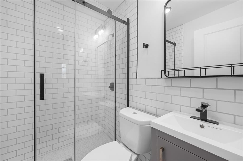 1338 McLendon Avenue Unit 11